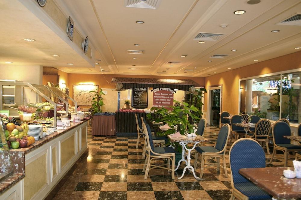 Al Bilad Hotel Jeddah Bagian luar foto